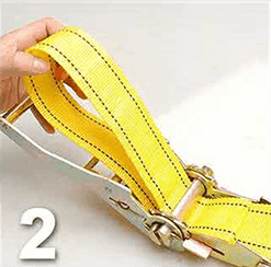奥立捆绑带使用步骤2另一端穿入拉紧棘轮中孔